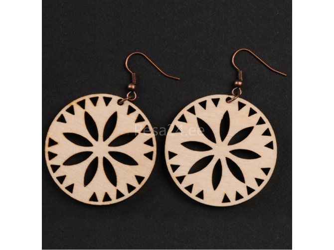 KÕ8 Lilleke ringis.jpg KÕ8 Lilleke ringis.jpg